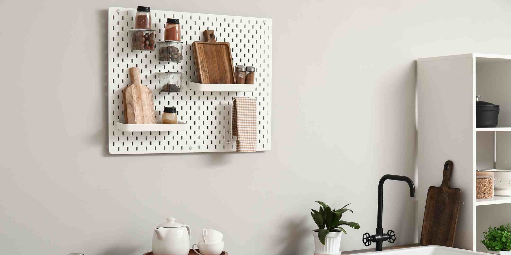 How to Use Pegboards for Organizing Tools and Crafts